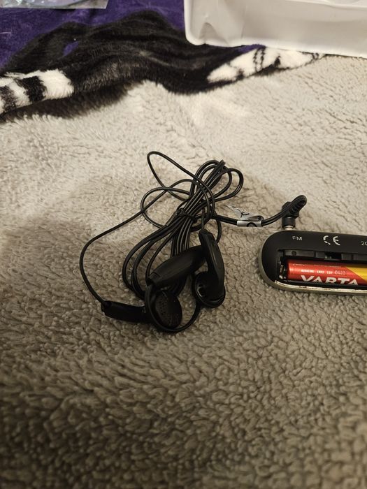 Vând mp3 SHOV baza de baterie