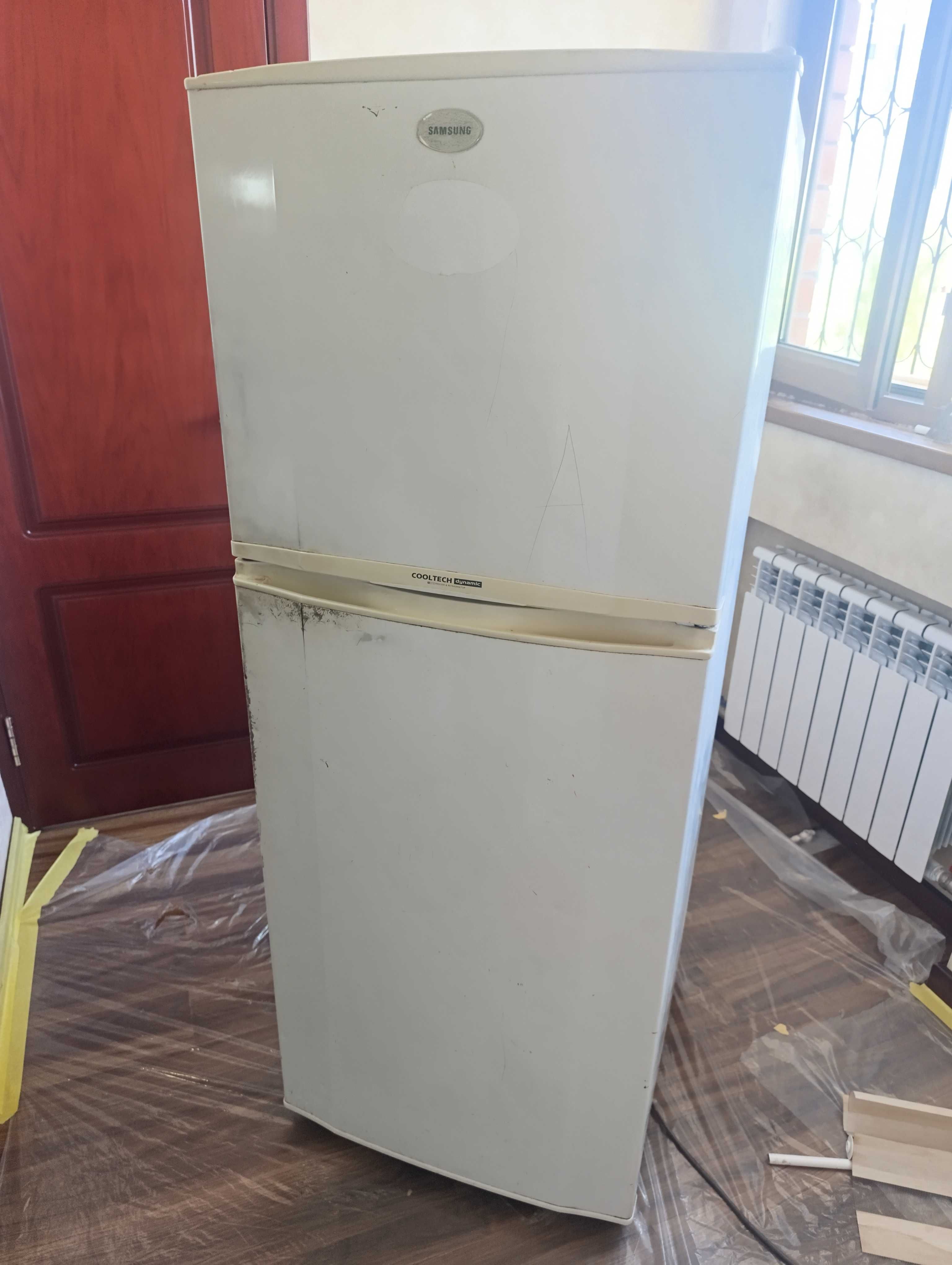 Продам холодильник Samsung  б/у