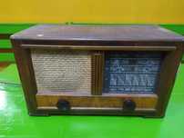 Radio vechi Nordmende 398 (Germania, 1949/1950) – pentru colecționari