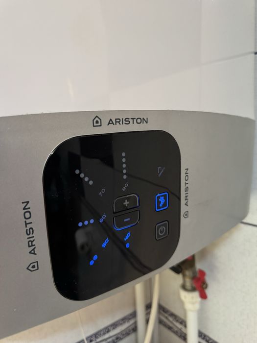 Vand boiler electric Ariston