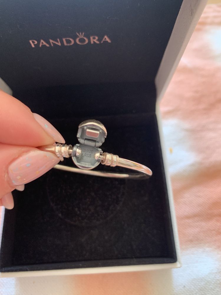 Pandora moments 18cm в чудесно състояние