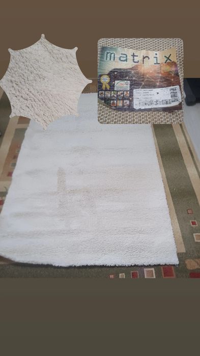 ковер 1.5*2,5 в отличном состоянии