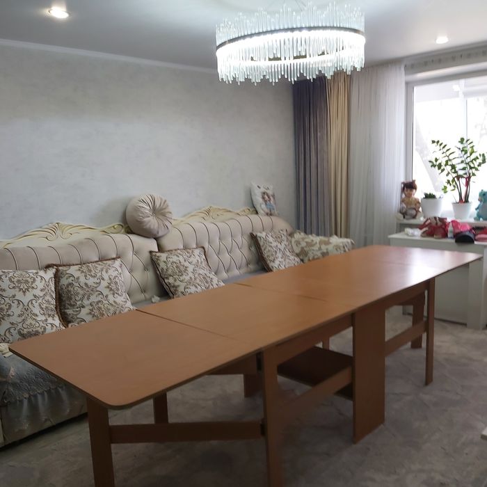 Продам стол тумбу