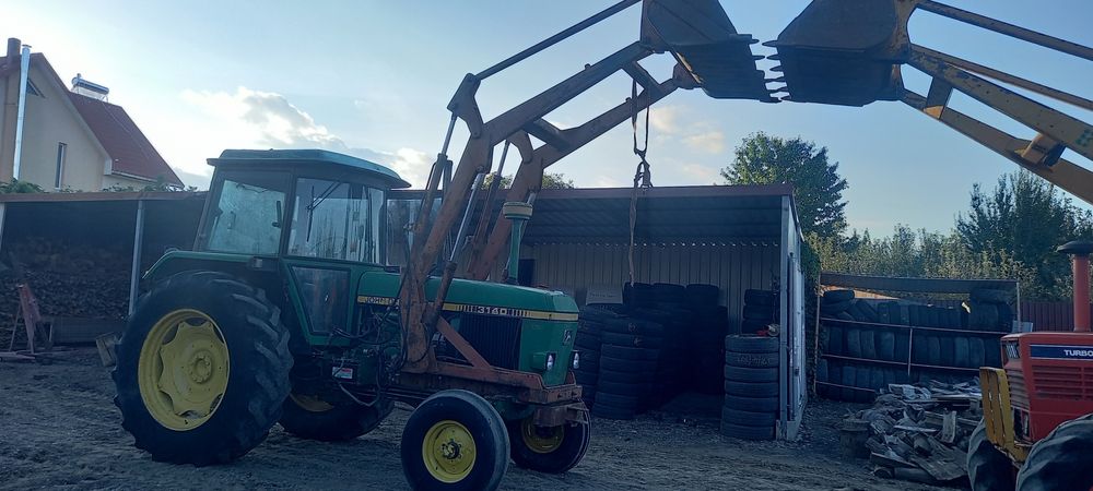 John deere cu Incarcator