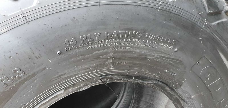 23.1-26 anvelope noi pentru cilindru compactor de la GTK BZYW