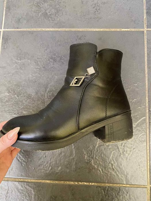 Дамски Боти ,размер 36