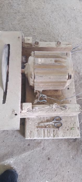 Elektera mato'r 5kv1yarim abarot zavatiskoy  sayus mato'r narxene kele