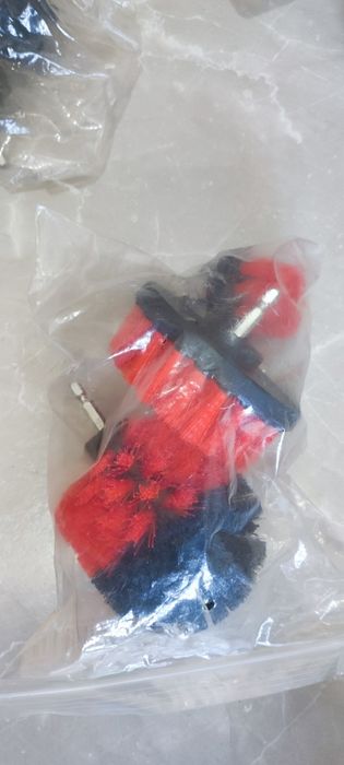 Perii curatenie pentru filatanta