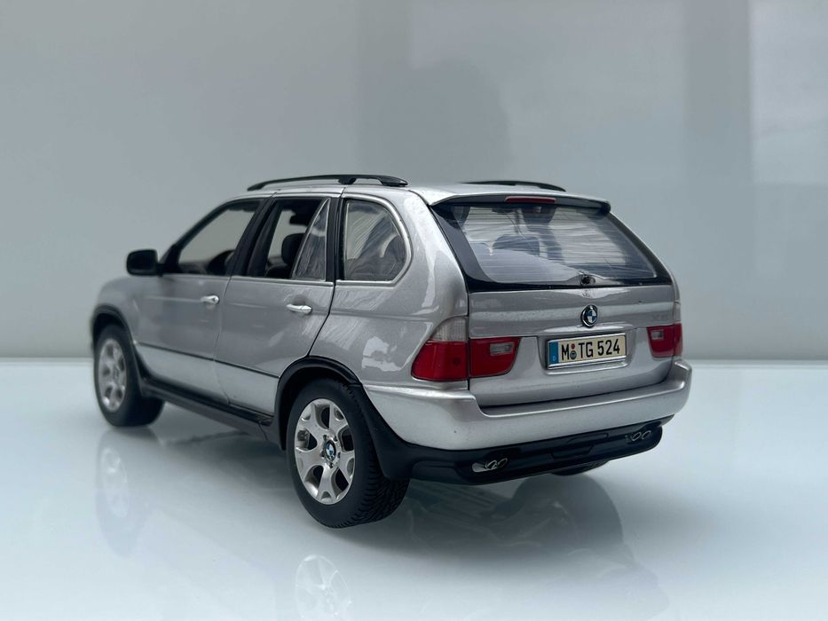 Macheta Auto 1/18 Kyosho BMW E53 X5 4.4i