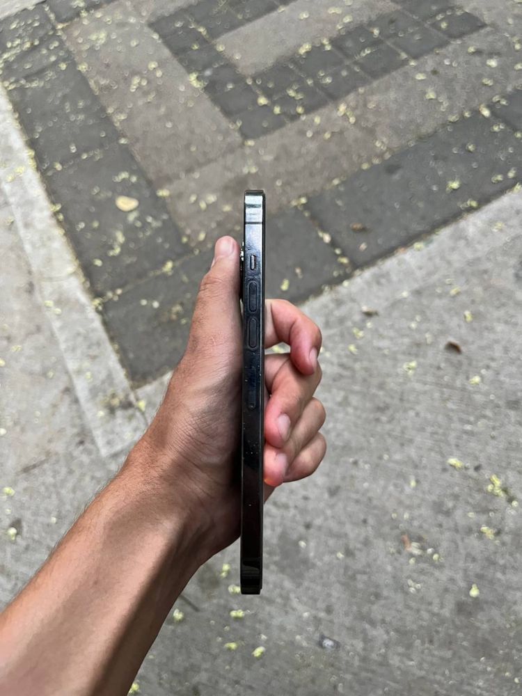 Iphone 13 pro max sotiladi !