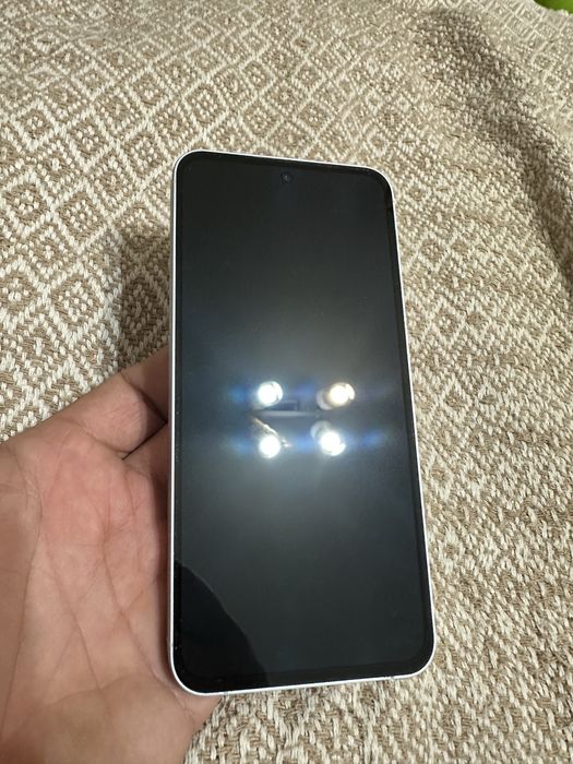 Продам Samsung A55 8/256 в состоянии ляля