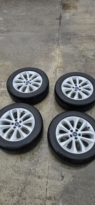 Jante Aliaj 17 +Anvelope Iarna 235/55/17  dot 2023 pentru Ford Kuga