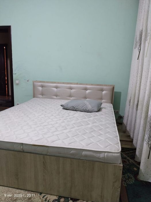Продам двухспальную кровать