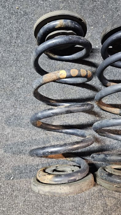 Arcuri spate originale Audi TT 8J Quattro 

Stare buna
Se vand exa