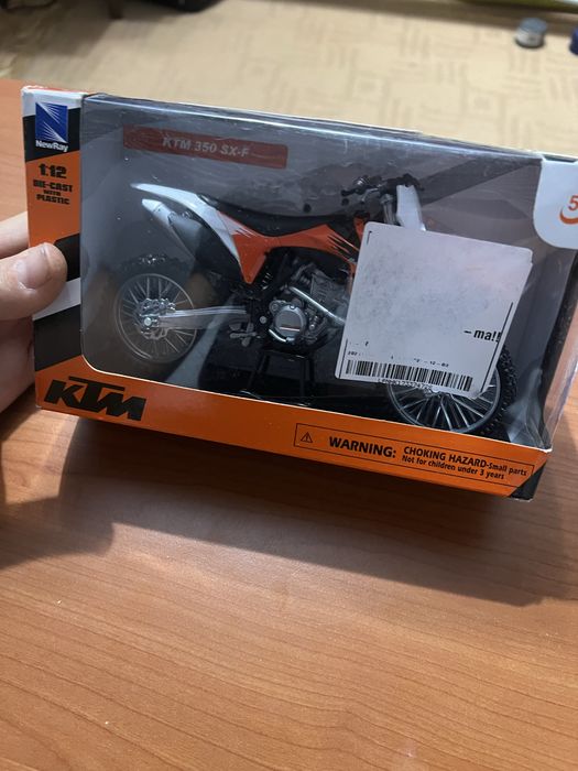 Macheta ktm 1/12
