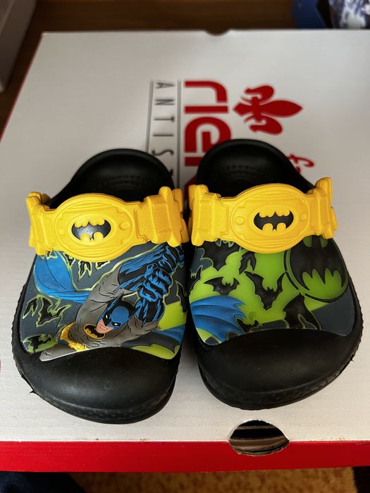 Saboti Crocs copii c4-5 Batman