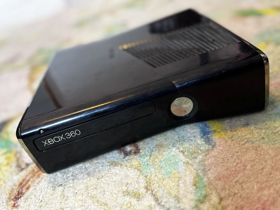 Vand Xbox 360 S