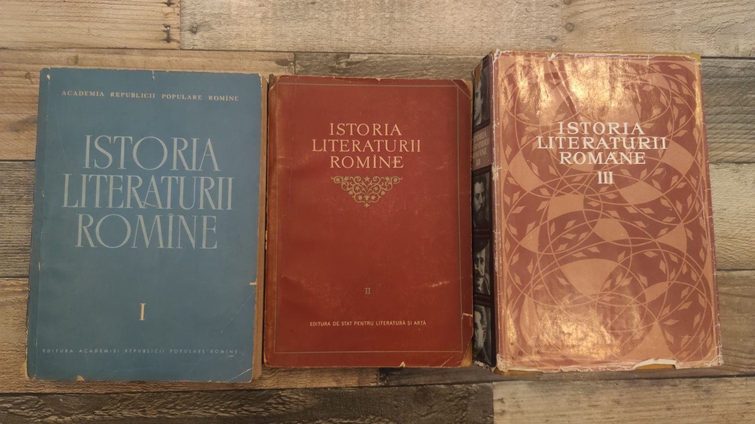 Cărți vechi. Istoria literaturii române si Istorie universală.