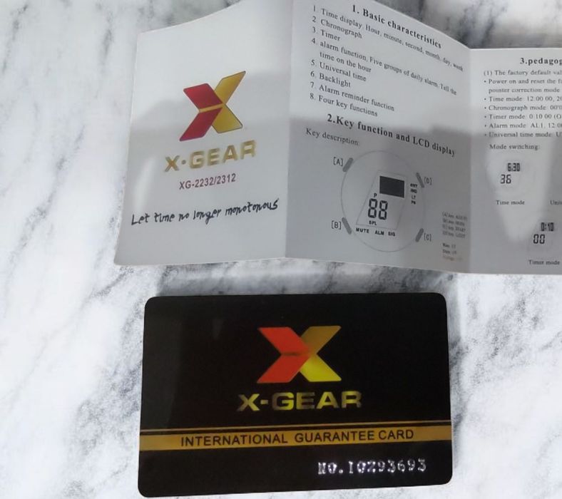 Мъжки часовник X-GEAR, бонус машинка за регулация на верижката.