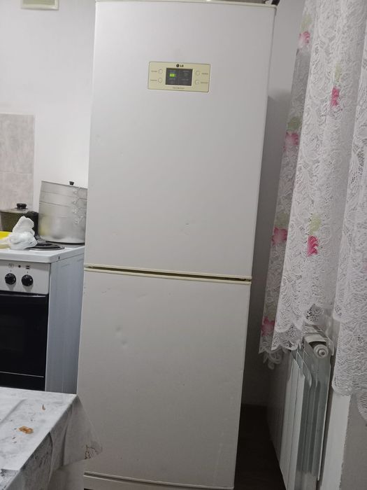 Холодильник LG non frost продам