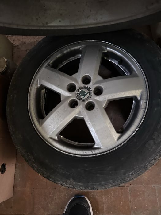 Оригинални джанти 15 Skoda Octavia 5x100