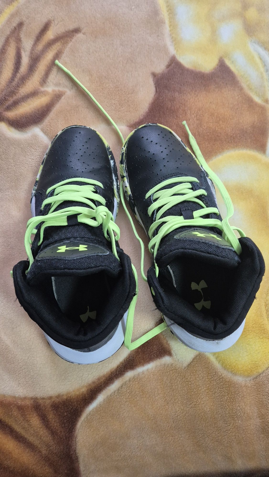 Кецове за момче  Under Armour