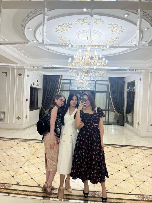 Белое платье длинное