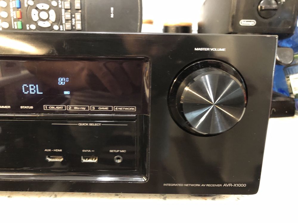 Denon AVR-X1000 resiver