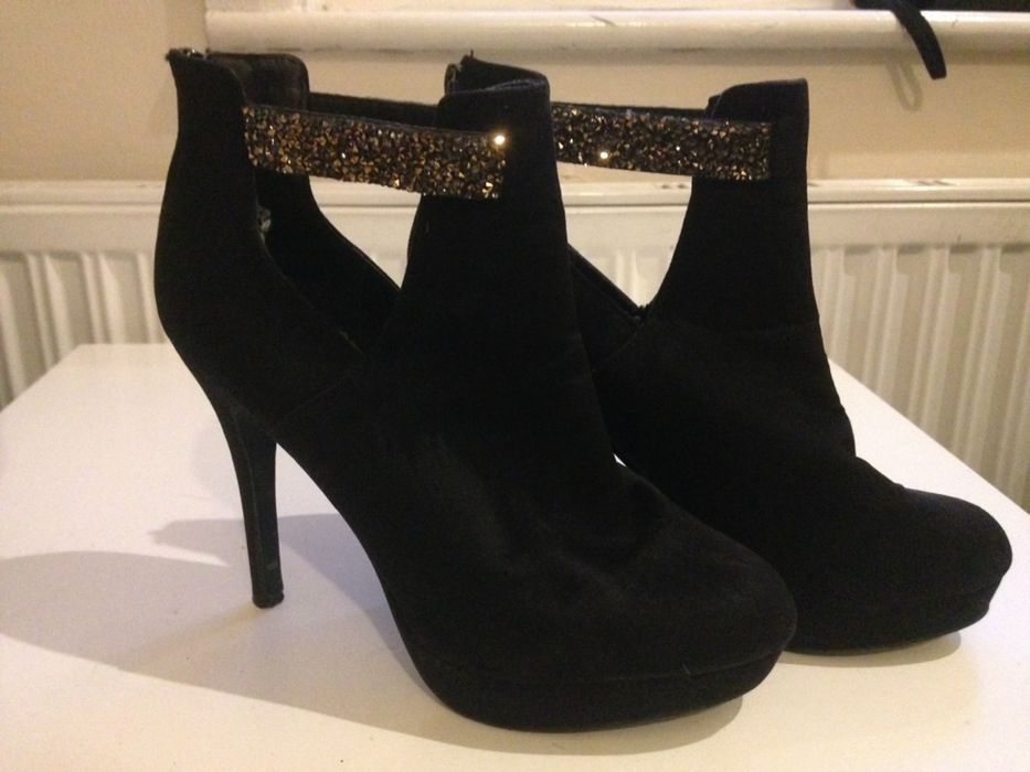 Sandal Negru înalt