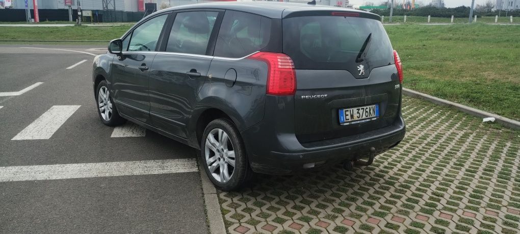 Peugeot 5008 1,6Hdi 7 locuri 2011 Euro 5