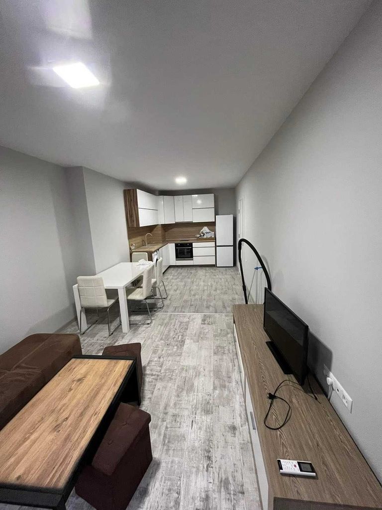 Продава се Двустаен апартамент в София, Лозенец - 68 кв.м за 1883 €/кв.м - Снимка #1