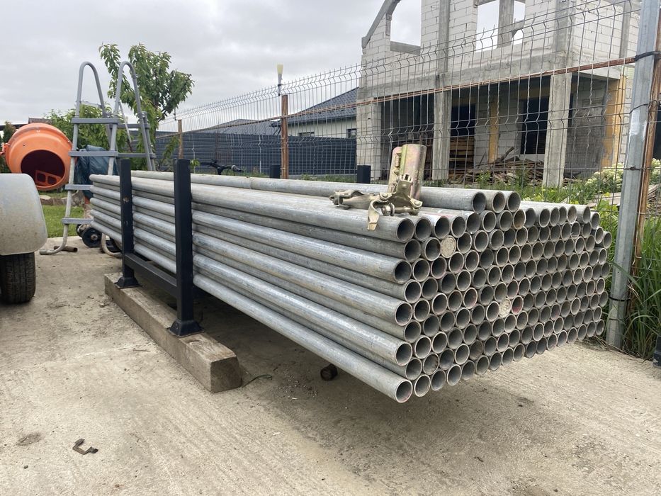 Vând tiavă 100% galvanizată si accesorii de prindere