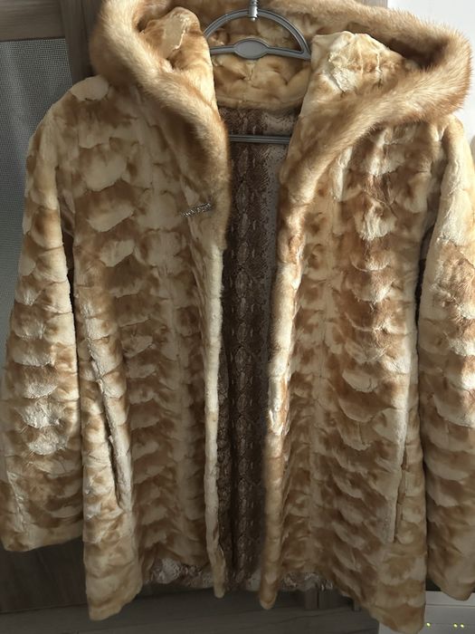 Geaca din Blana Naturala de Vulpe