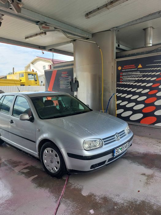 Golf 4 , 1.4 benzină