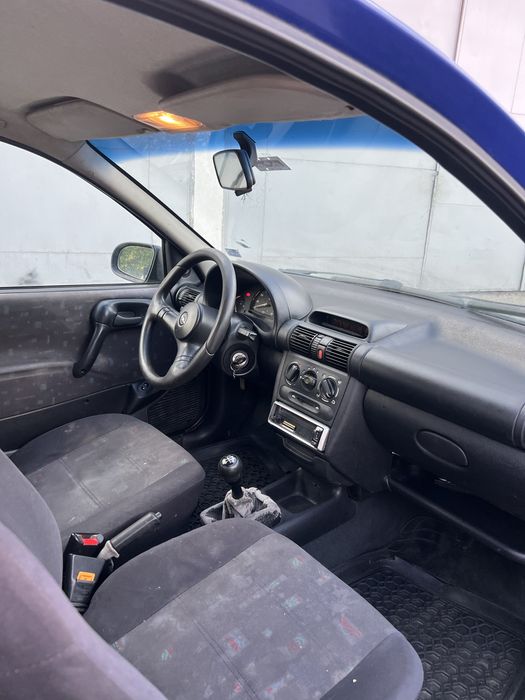 opel corsa b 1.0 само бензин