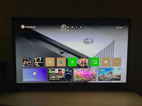 Xbox ONE S 1TB и аксесоари
