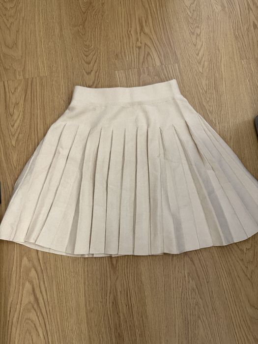 Плисирана пола плетиво