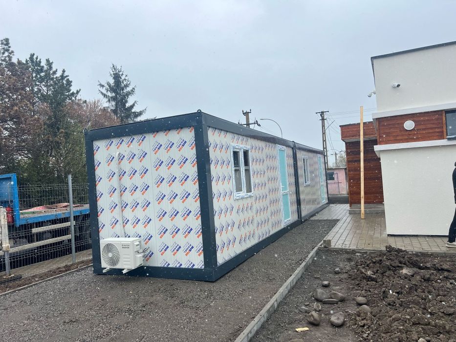 Vand containere modulare la super preț-calitate