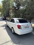 lasetti 1.6 aftamat sastayani yaxshi
