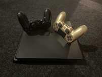 Vand ps4 slim sau schimb cu xbox series s!