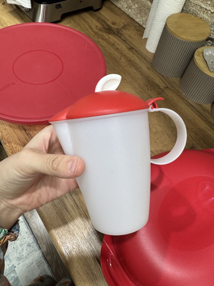 Tupperware посуды