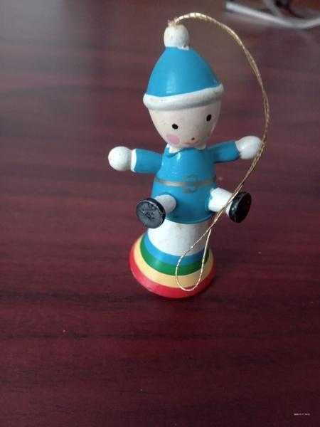 Decoratiuni lemn pom iarna