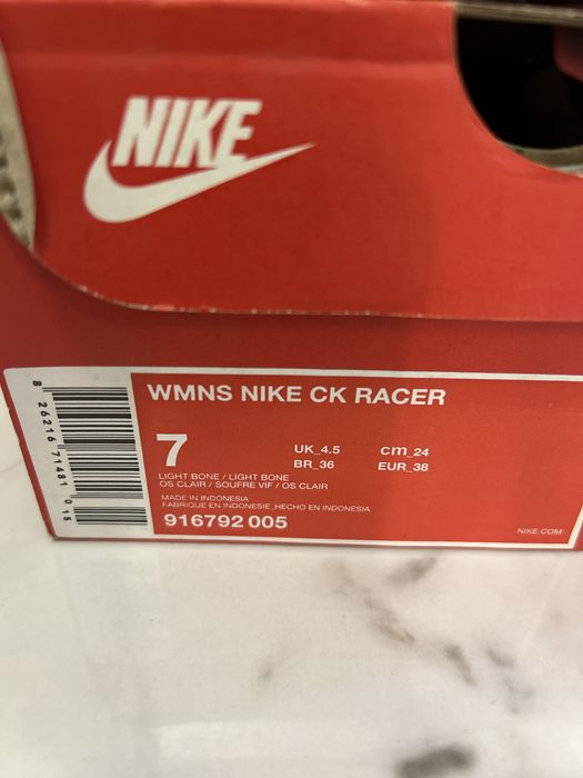 Маратонки Nike