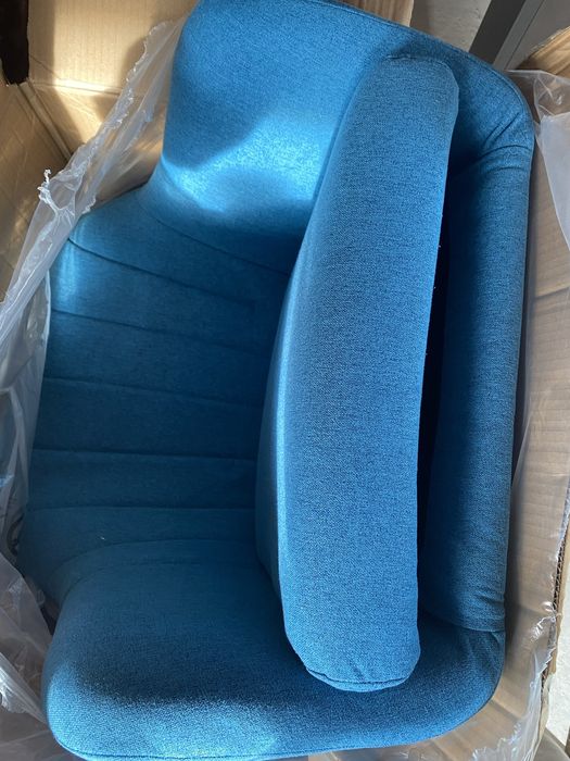 Въртящ се стол с метална основа HOMCOM