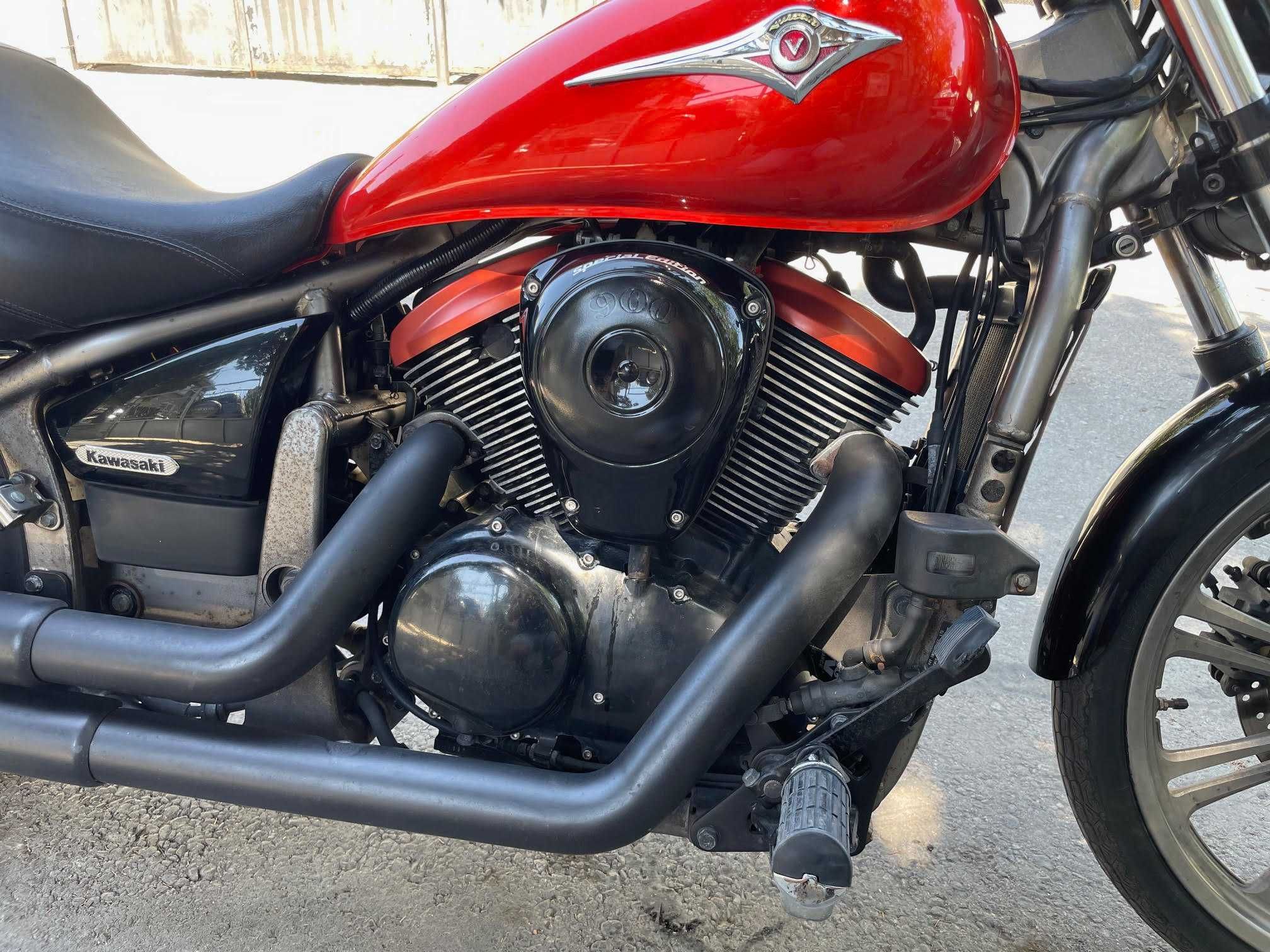 Kawasaki Vulcan VN 900 Custom
