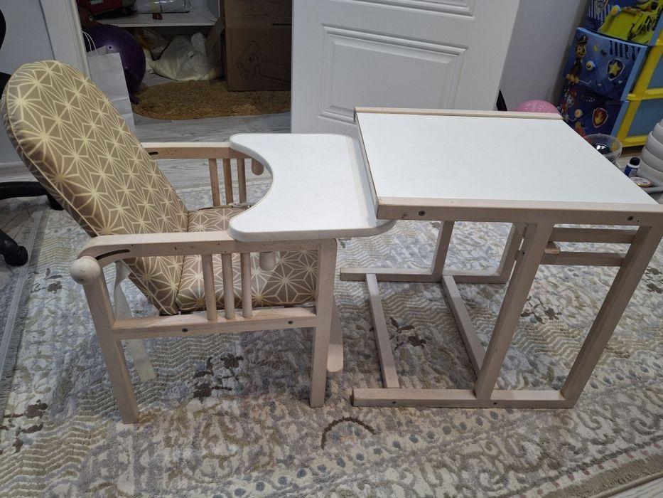 Детское кресло для кормления