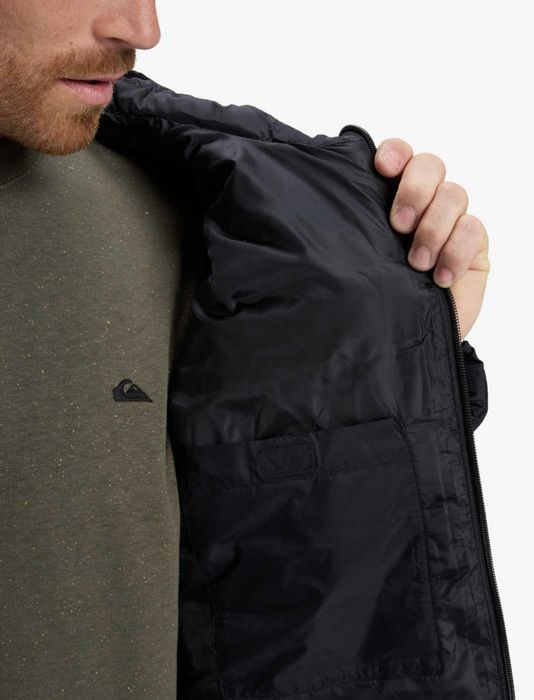 Quiksilver Scaly Hood размер M и XL