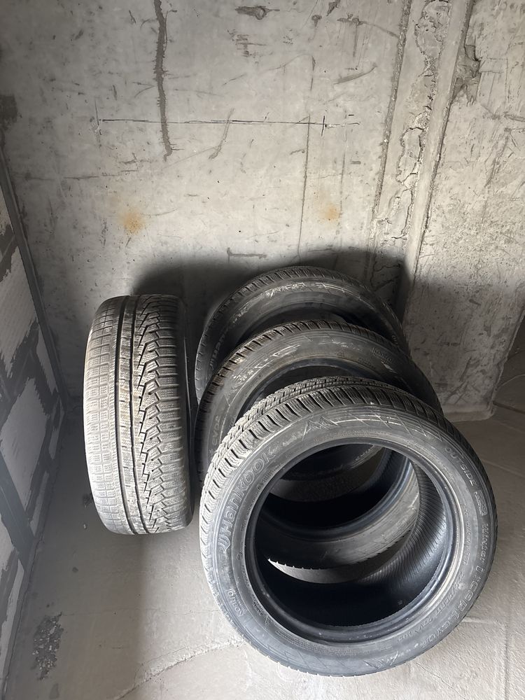 Hankook Winter i*cept evo2 225/55 R17 — зима, 4 шины, б/у