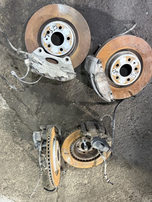 Спирачни апарати / дискове / накладки brembo 345 mm audi A7/A6 /Q5