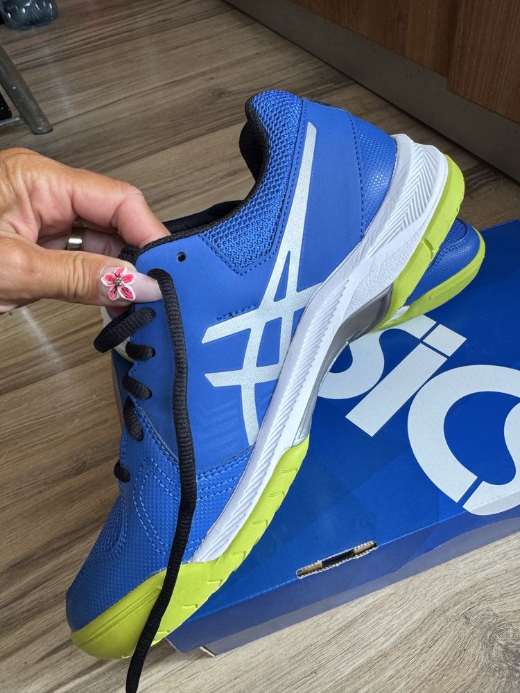 Оригинални нови маратонки Asics Gel Dedicate 5! 41,5 н